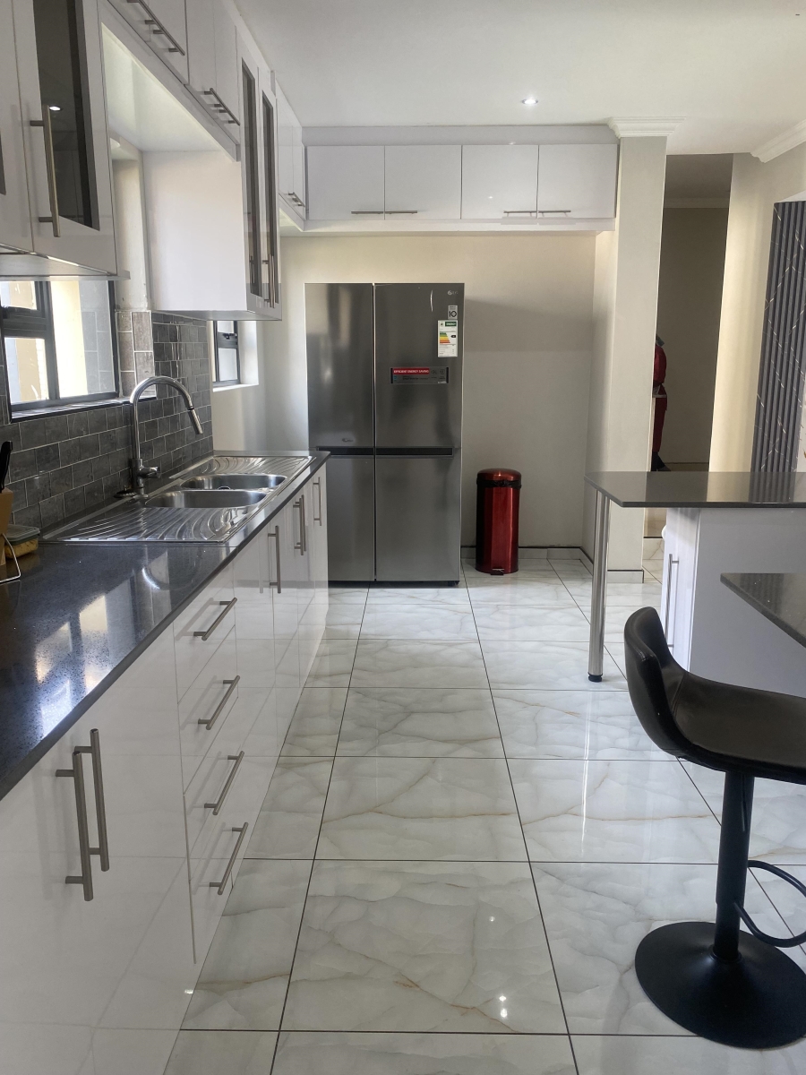 4 Bedroom Property for Sale in Xanadu Eco Park North West